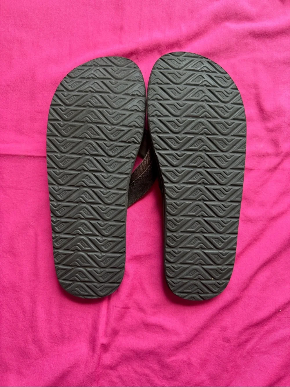 Reef Men’s Brown Flip-Flops size 11
